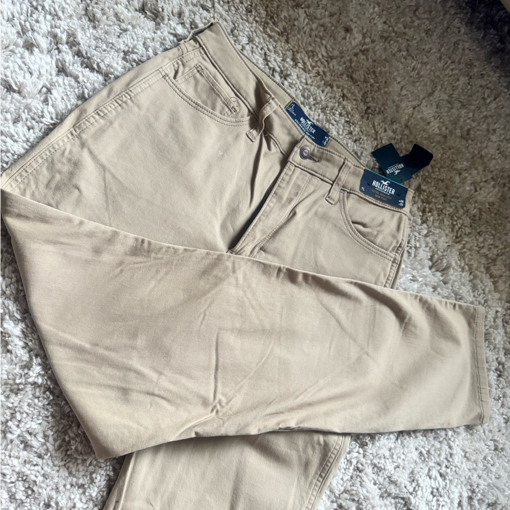 Hollister Tan Straight Leg Jeans Classic Style